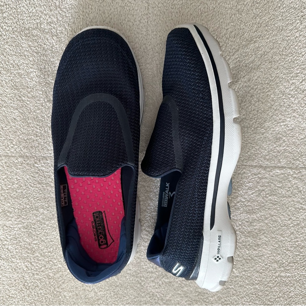 Skechers Go Walk 3 Comfort Slip-On Navy Blue Size 9